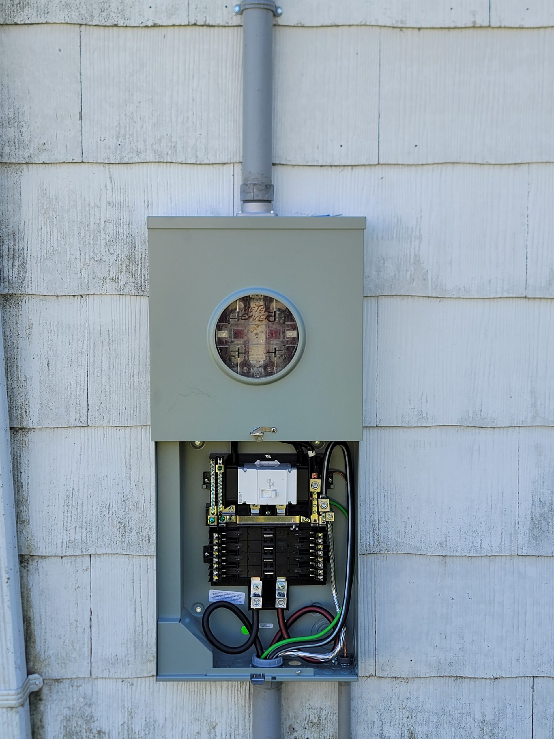 New 200-amp electrical panel installation in Windsor Locks.